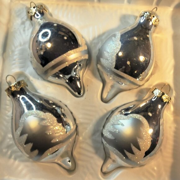 Bradford Christmas Ornament Silver  Glass  North Pole Traditions Franks Nursery - Picture 4 of 10